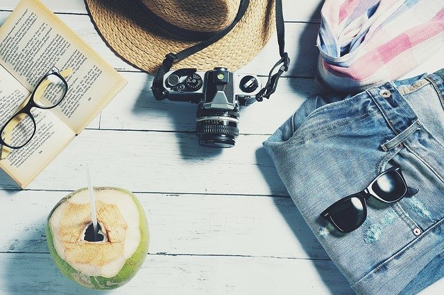 10 cosas que debes llevar en la maleta para cualquier viaje